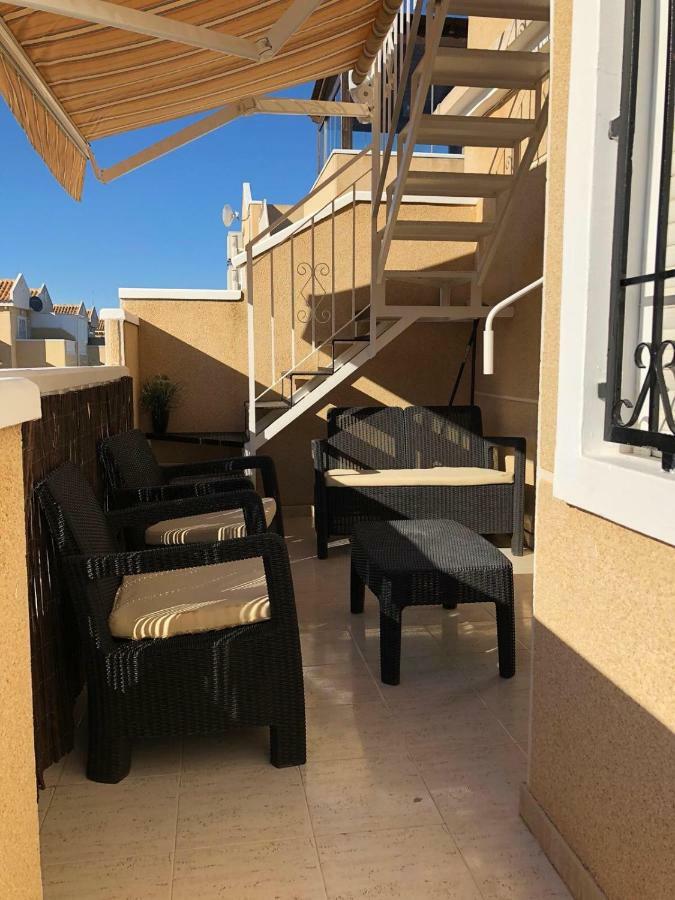 Casa Jones Lejlighed Torrevieja Eksteriør billede